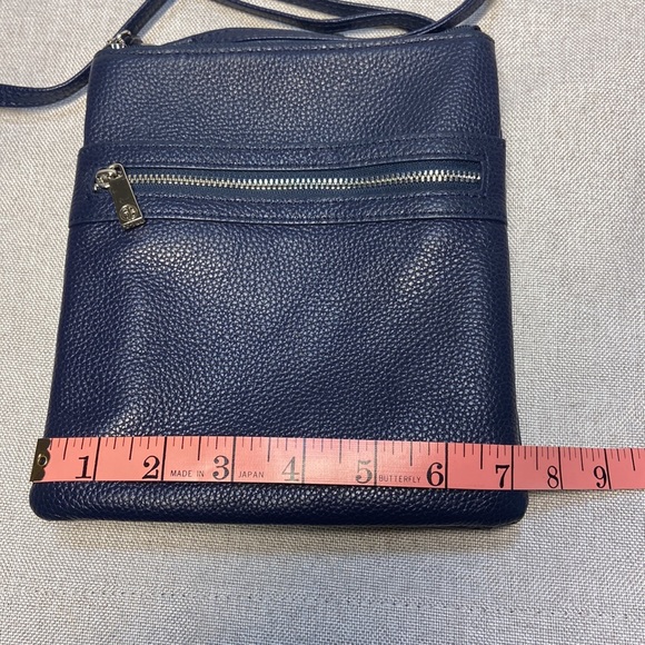 Guani Bernini  Triple-Zip Pebble Leather Dasher Crossbody - Picture 6 of 7